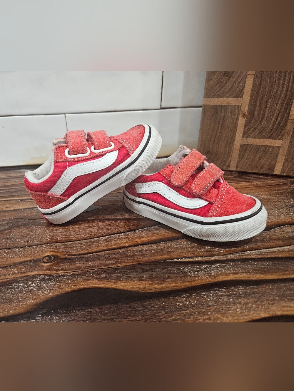 Toddler Old Skool Skate Sneaker Vans With Hook And Loop Velcro Size 4
